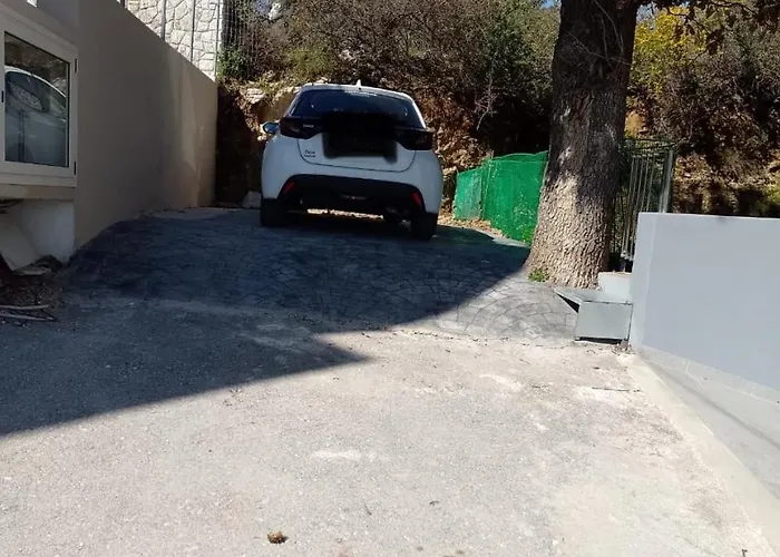 Eramel Cozy With Sea View Sgourou