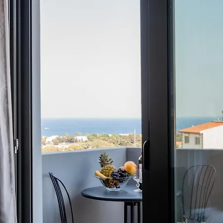 Iliada Luxury Sea View Apartment Asgourou