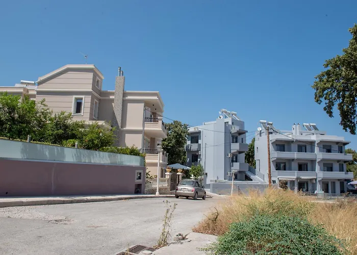 Daire Eramel Cozy With Sea View Sgourou