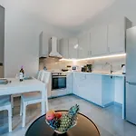 Eramel Cozy With Sea View شقة